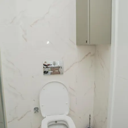 Amazing 2 Bedroom In Location * Kusadası