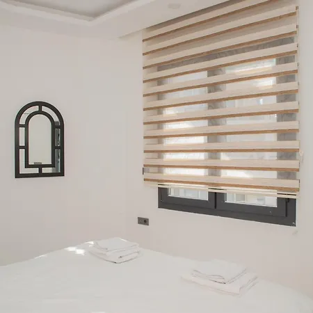 Amazing 2 Bedroom In Location * Kusadasi