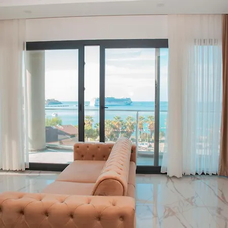 Amazing 2 Bedroom In Location Apartment Kusadasi